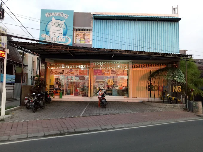Titania Petshop