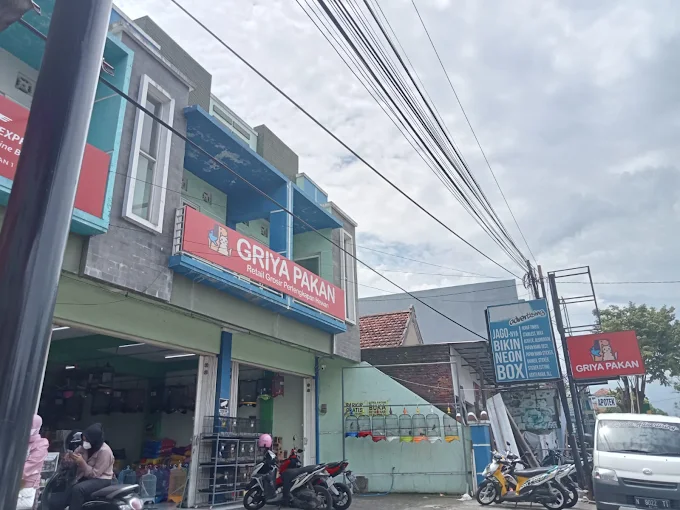 Griya Pakan Pandaan Petshop