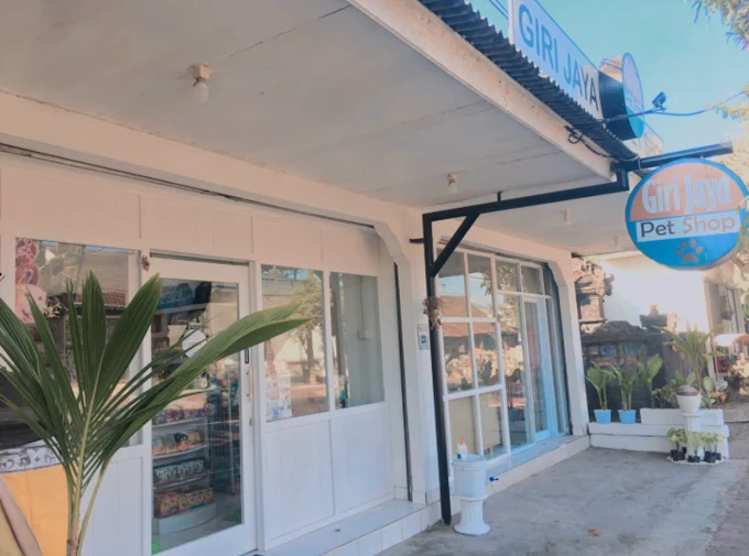 Giri Jaya Pet Shop