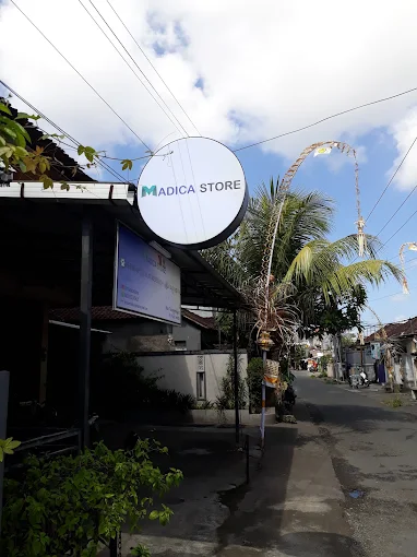 Madica Store Petshop - Sesetan